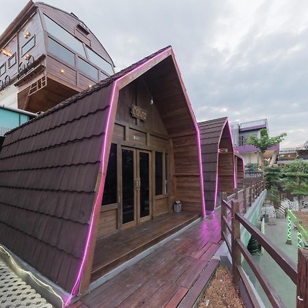 Urbanview Hotel Cianjur City Park By Reddoorz 외부 사진