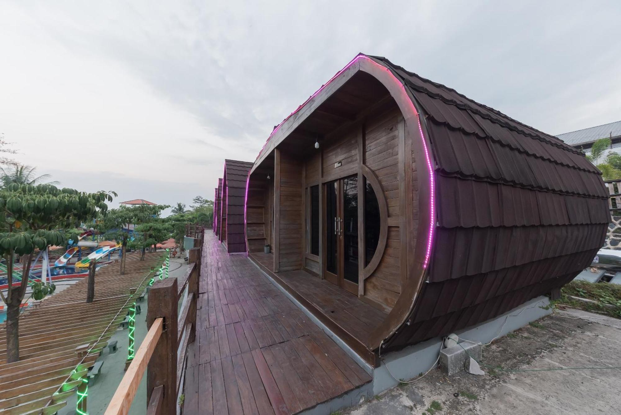 Urbanview Hotel Cianjur City Park By Reddoorz 외부 사진