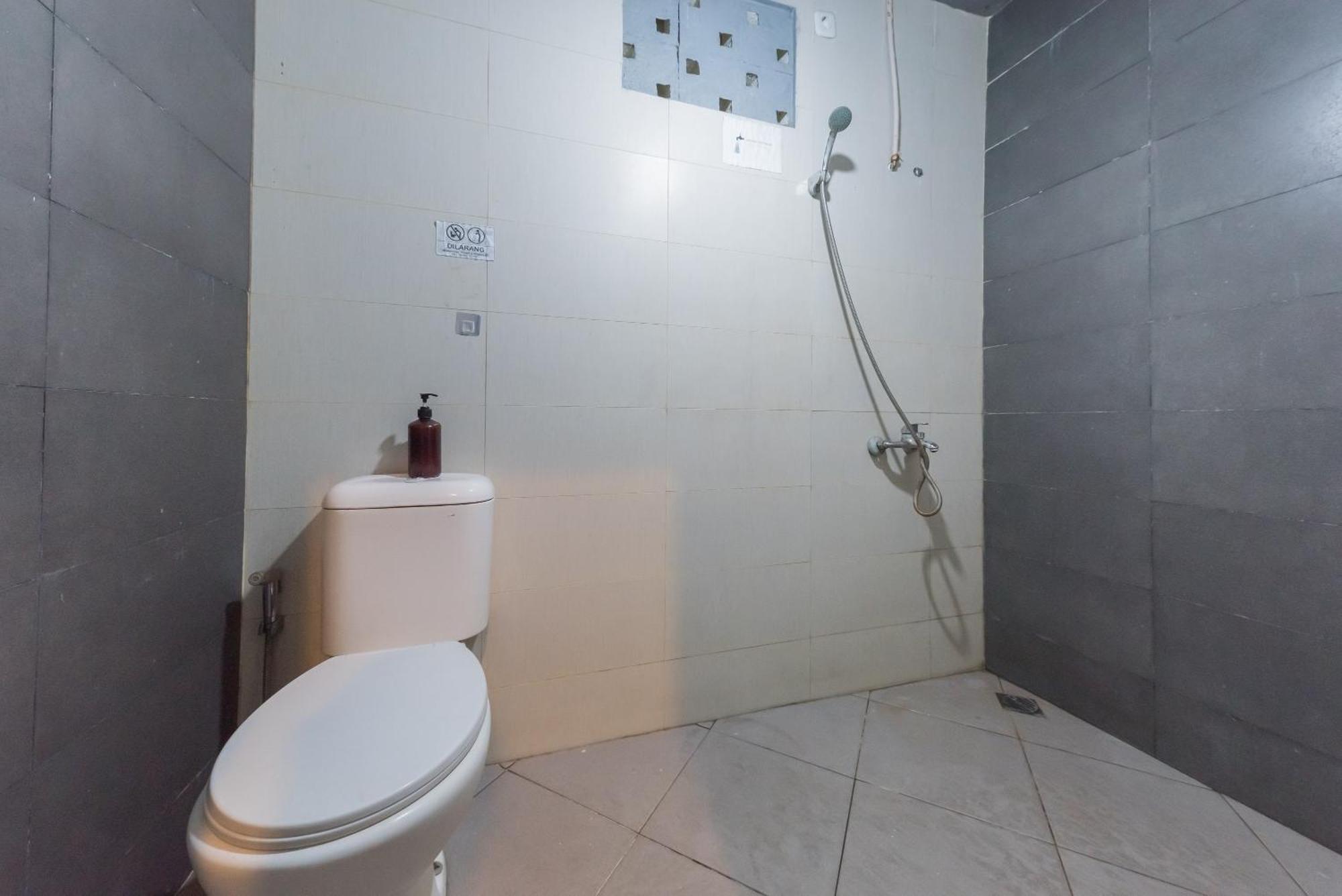Urbanview Hotel Cianjur City Park By Reddoorz 외부 사진
